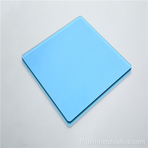 Feuille solide en polycarbonate de couleur bleue transparente